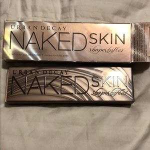 Naked skin shapeshifter